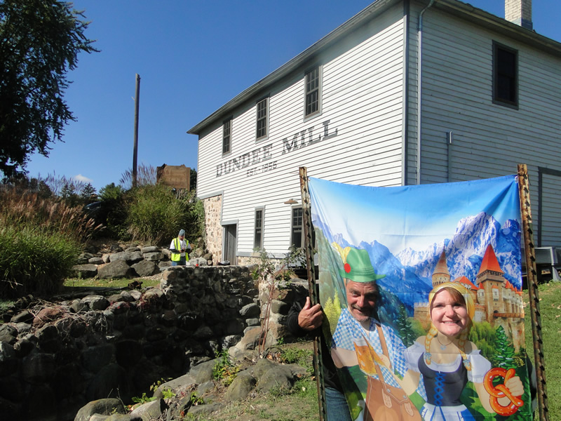 https://www.dundeemill.org/pictures/Oktoberfest2023/DSC07554.jpg