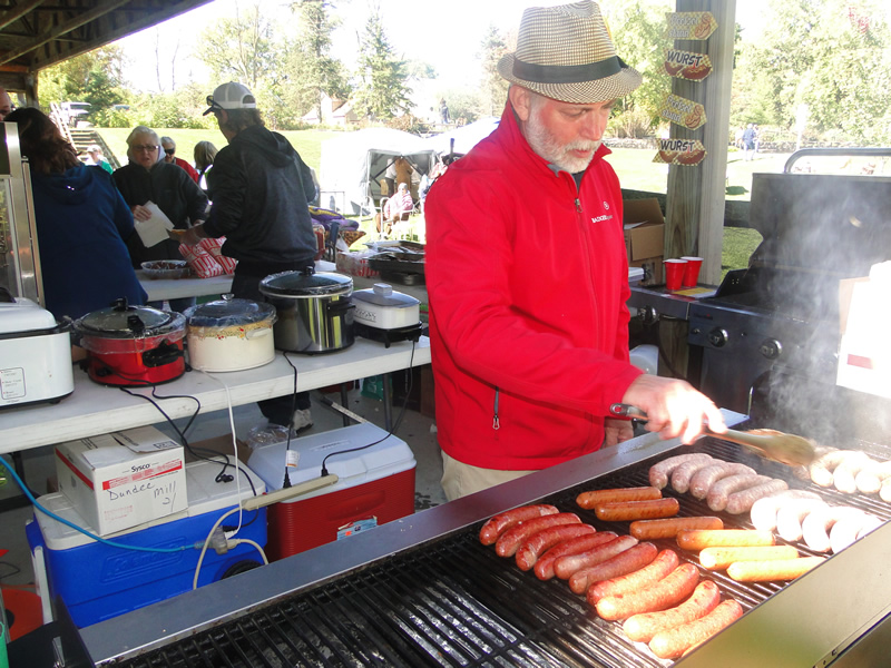 https://www.dundeemill.org/pictures/Oktoberfest2023/DSC07572.jpg