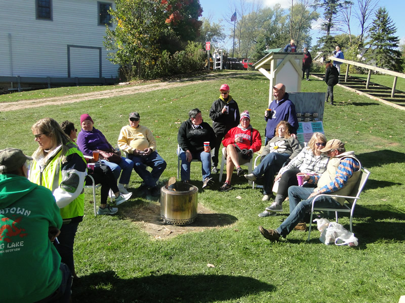 https://www.dundeemill.org/pictures/Oktoberfest2023/DSC07578.jpg