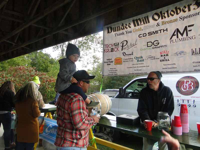https://www.dundeemill.org/pictures/Oktoberfest2023/DSC07607.jpg