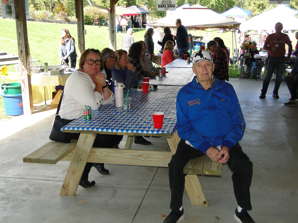 https://www.dundeemill.org/pictures/Oktoberfest2026/DSC08265.jpg