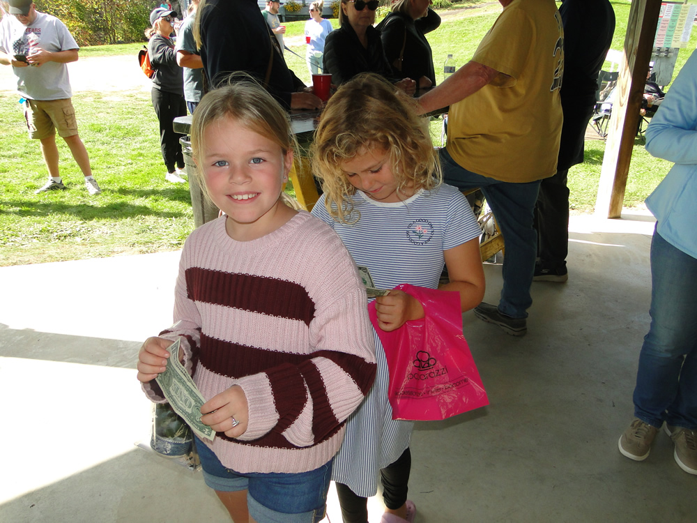 https://www.dundeemill.org/pictures/Oktoberfest2026/DSC08274.jpg